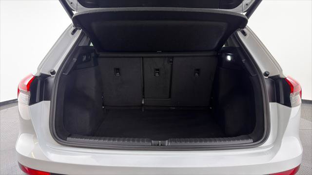 Used 2023 Audi Q4 e-tron Premium RWD image 18
