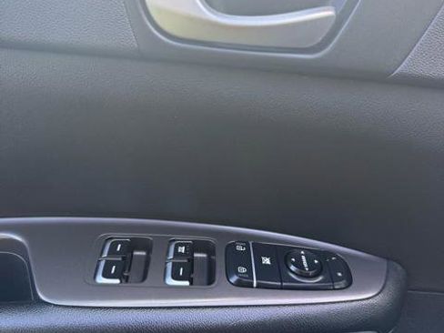 Used 2020 Kia Optima LX FWD image 17