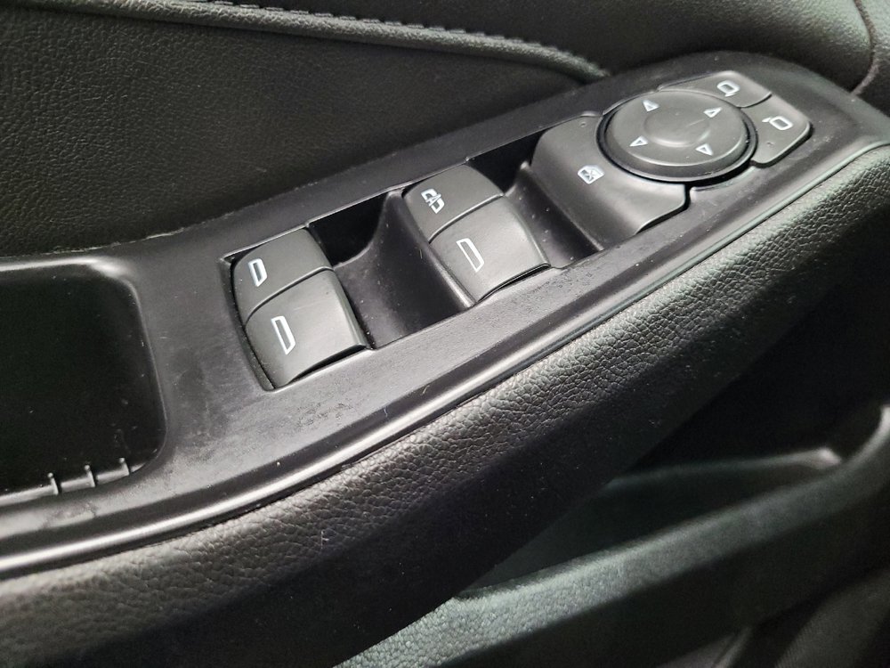 Used 2023 Chevrolet Traverse LT FWD image 27
