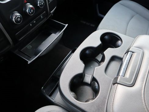 Used 2016 RAM 2500 Tradesman w/ Chrome Appearance Group image 31