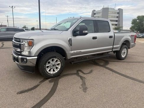 Used 2020 Ford F250 XLT w/ XLT Value Package AWD/4WD image 6