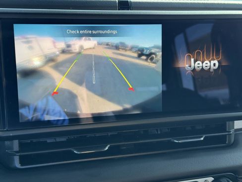 Certified 2025 Jeep Wrangler Sahara w/ Safety Group AWD/4WD image 15