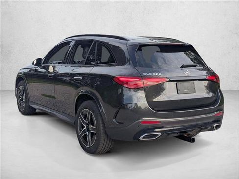 Used 2025 Mercedes-Benz GLC 300 image 8
