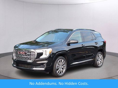 Used 2023 GMC Terrain Denali AWD/4WD image 1