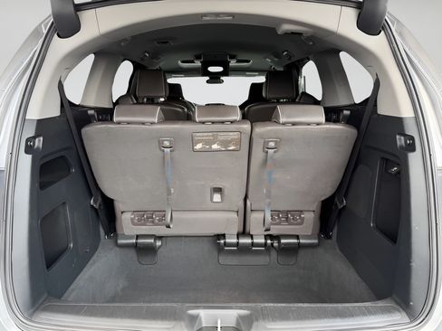 Used 2022 Honda Odyssey Elite image 25