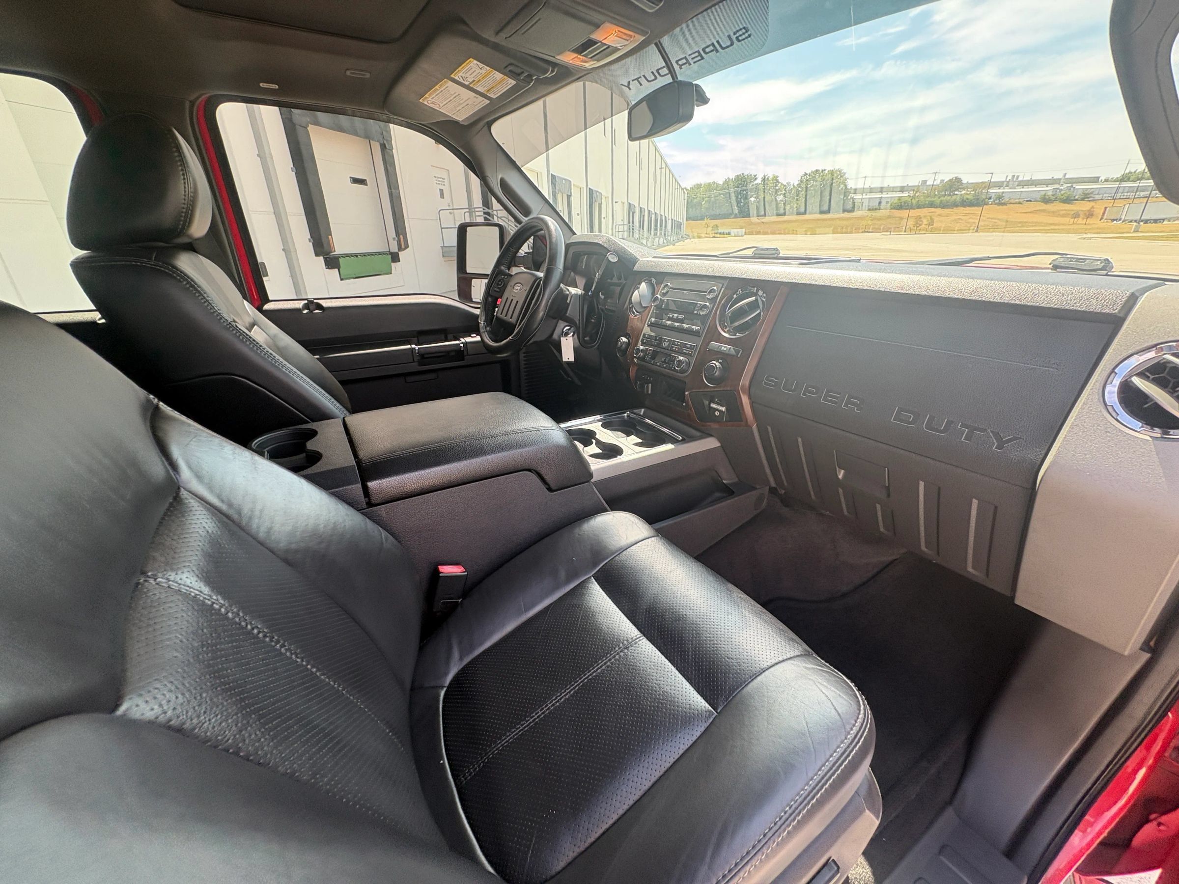 Used 2011 Ford F250 Lariat w/ Lariat Interior Pkg RWD image 17