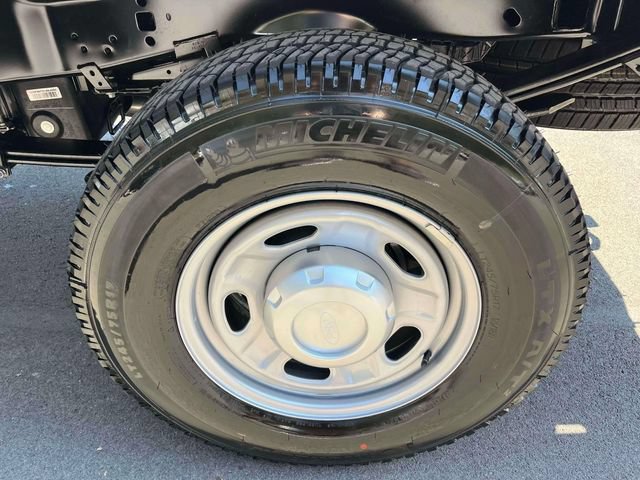 New 2027 Ford F250 XL AWD/4WD image 12