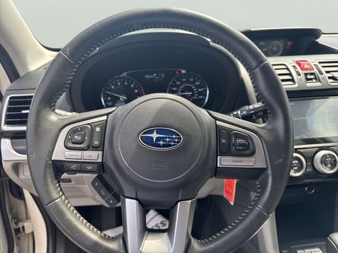 Used 2017 Subaru Forester 2.5i Limited AWD/4WD image 13