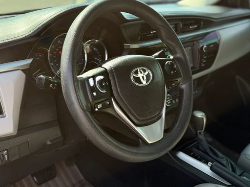 Used 2016 Toyota Corolla LE FWD image 25