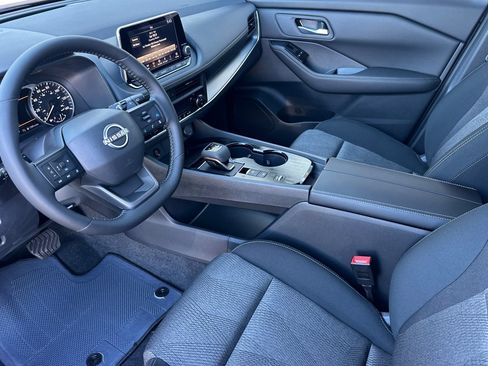 New 2026 Nissan Rogue SV FWD image 12