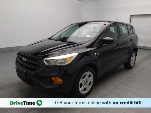 Used 2017 Ford Escape S image 1