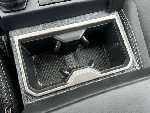 Certified 2025 Toyota Tacoma TRD Sport image 36