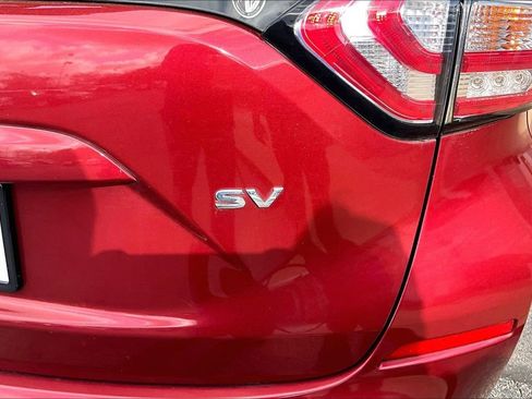 Used 2017 Nissan Murano SV image 7