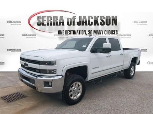 Used 2015 Chevrolet Silverado 2500 LTZ w/ Duramax Plus Package AWD/4WD image 4