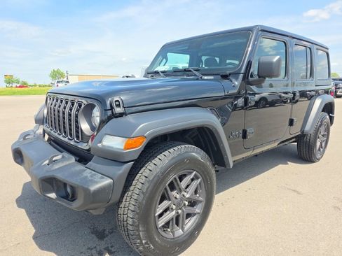 Used 2024 Jeep Wrangler Unlimited Sport AWD/4WD image 1