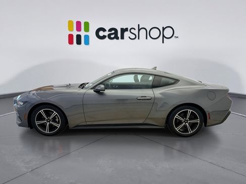Used 2024 Ford Mustang Coupe RWD image 2