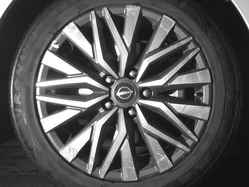 Used 2025 Nissan Altima 2.5 SV image 13