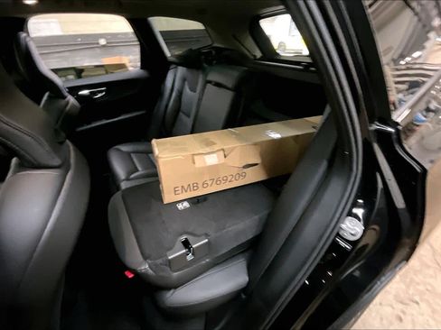 Used 2025 Volvo XC60 B5 Core w/ Protection Package Premier image 28