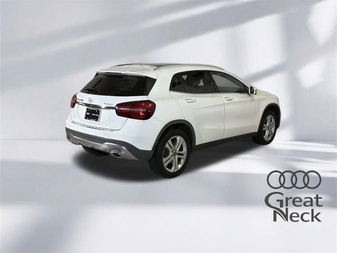 Used 2018 Mercedes-Benz GLA 250 4MATIC image 10