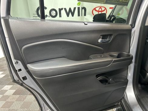 Used 2019 Honda Pilot Elite image 18