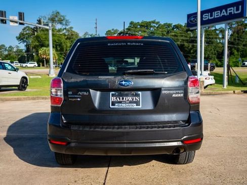 Used 2014 Subaru Forester 2.5i AWD/4WD image 5