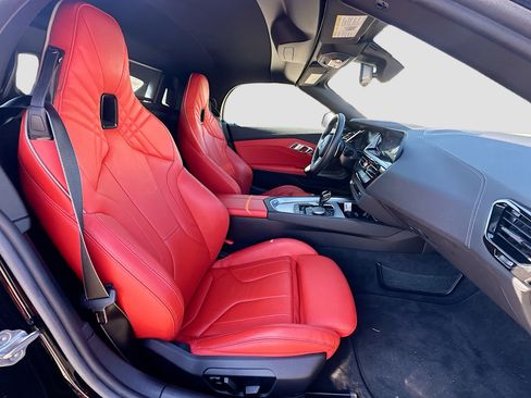 Used 2020 BMW Z4 M40i w/ Executive Package image 26