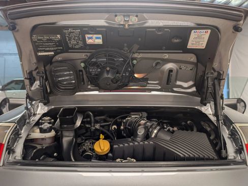 Used 2001 Porsche 911 GT3 RS image 27