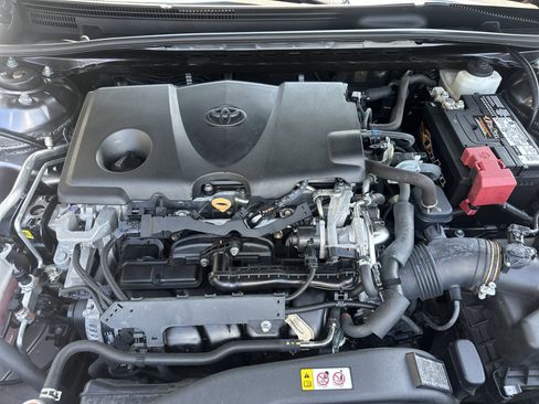 Used 2020 Toyota Camry LE FWD image 10