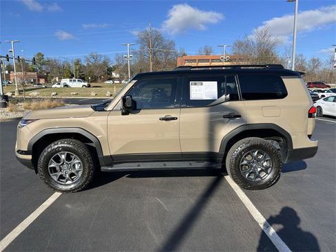 Certified 2024 Lexus GX 550 image 6