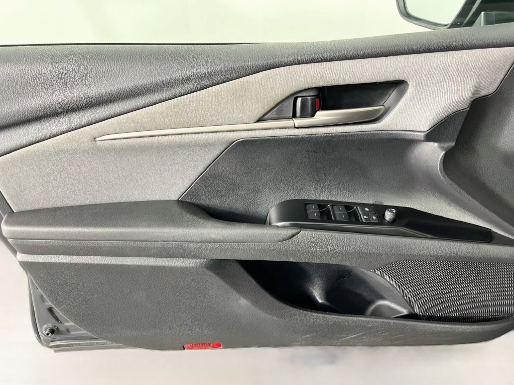 Used 2026 Toyota Camry LE FWD image 22