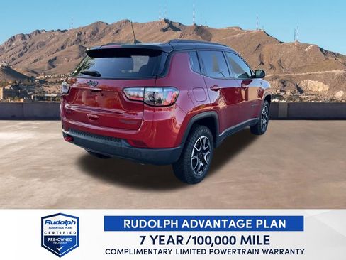 Used 2025 Jeep Compass Trailhawk image 6