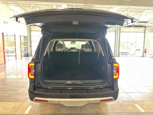 Used 2024 Ford Expedition Max Platinum AWD/4WD image 31
