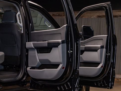 Used 2023 Ford F350 XLT w/ 360-Degree Camera Package image 31