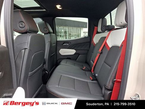 New 2026 GMC Canyon AT4X AWD/4WD image 7