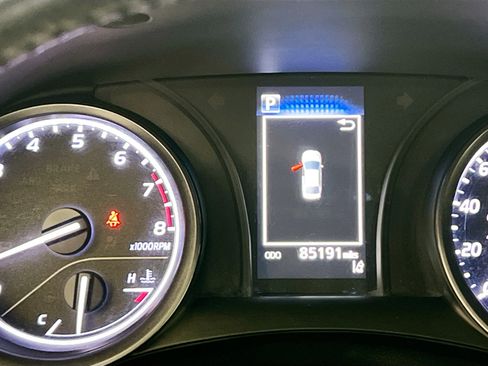 Used 2021 Toyota Camry SE image 23