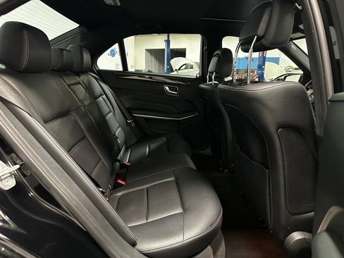Used 2015 Mercedes-Benz E 350 4MATIC Sedan image 20