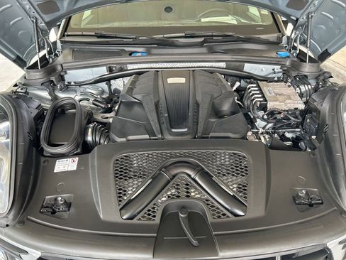 Used 2021 Porsche Macan GTS w/ Premium Package Plus (PF9) image 12