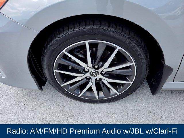 Used 2022 Toyota Camry XLE FWD image 9
