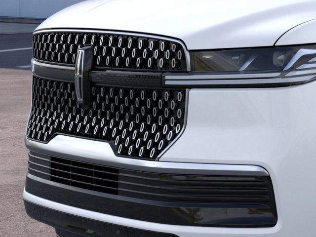 New 2026 Lincoln Navigator Reserve AWD/4WD image 36