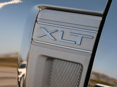 New 2026 Ford Maverick XLT w/ XLT Luxury Package image 11