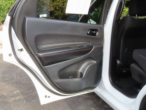 Used 2024 Dodge Durango GT image 29