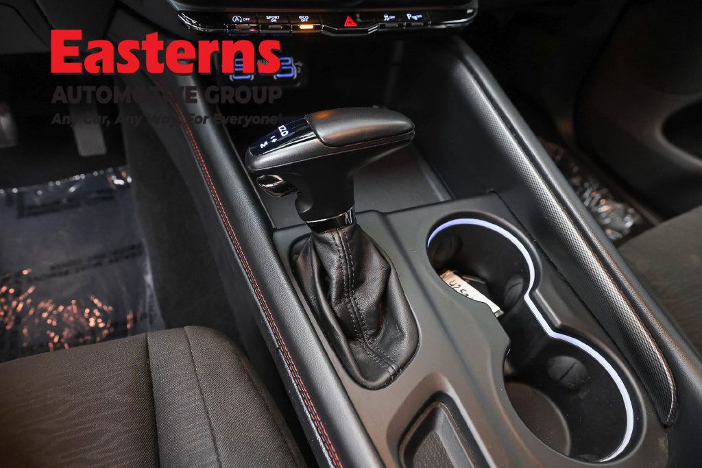 Used 2025 Dodge Durango GT RWD image 13