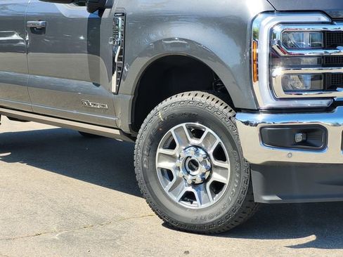 New 2026 Ford F250 Lariat w/ Lariat Ultimate Package AWD/4WD image 2