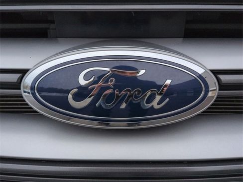 Used 2018 Ford Edge SEL w/ Equipment Group 201A image 31