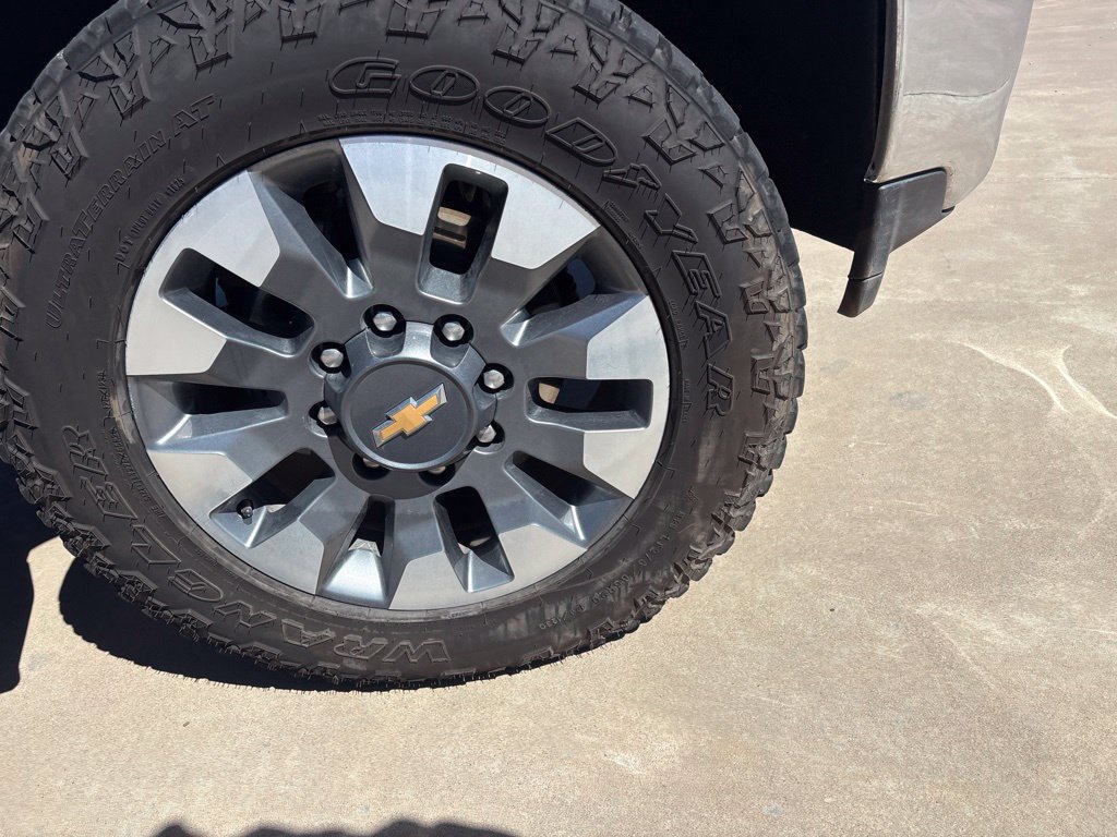 Used 2022 Chevrolet Silverado 2500 LT w/ All Star Edition AWD/4WD image 11