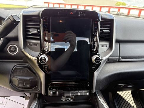 Used 2025 RAM 3500 Big Horn AWD/4WD image 14