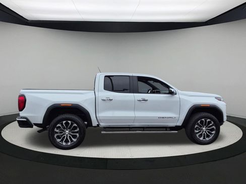 New 2026 GMC Canyon Denali AWD/4WD image 6