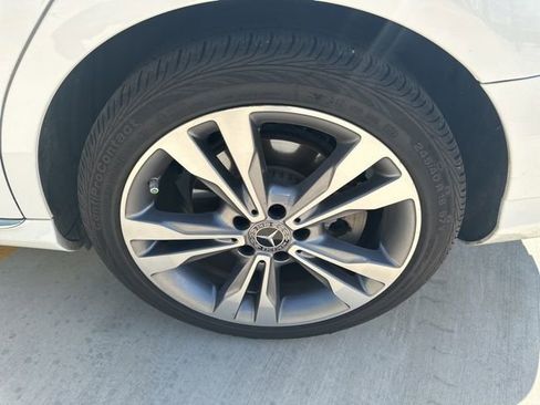 Used 2021 Mercedes-Benz C 300 Sedan image 11