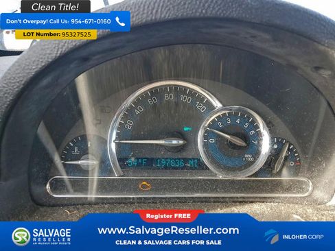 Used 2008 Chevrolet HHR LS image 12