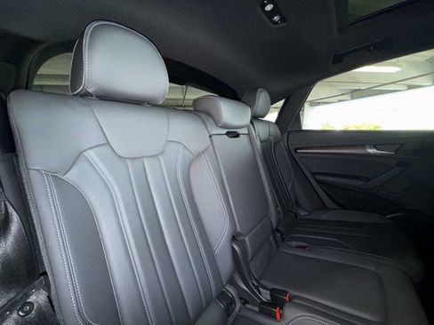 Used 2022 Audi Q5 2.0T Premium Plus w/ Premium Plus Package AWD/4WD image 26